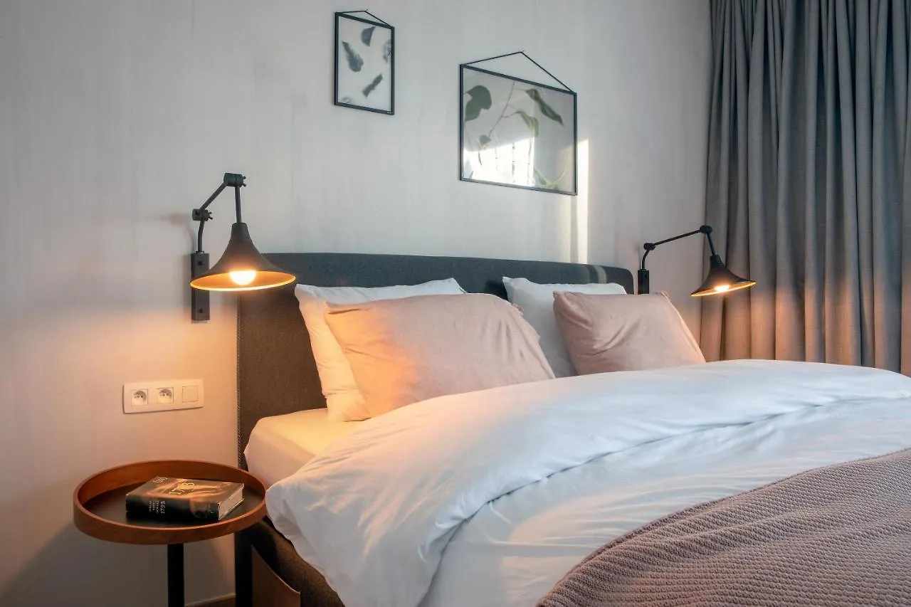 אנטוורפן Qstay Good Living Apartments 0*,