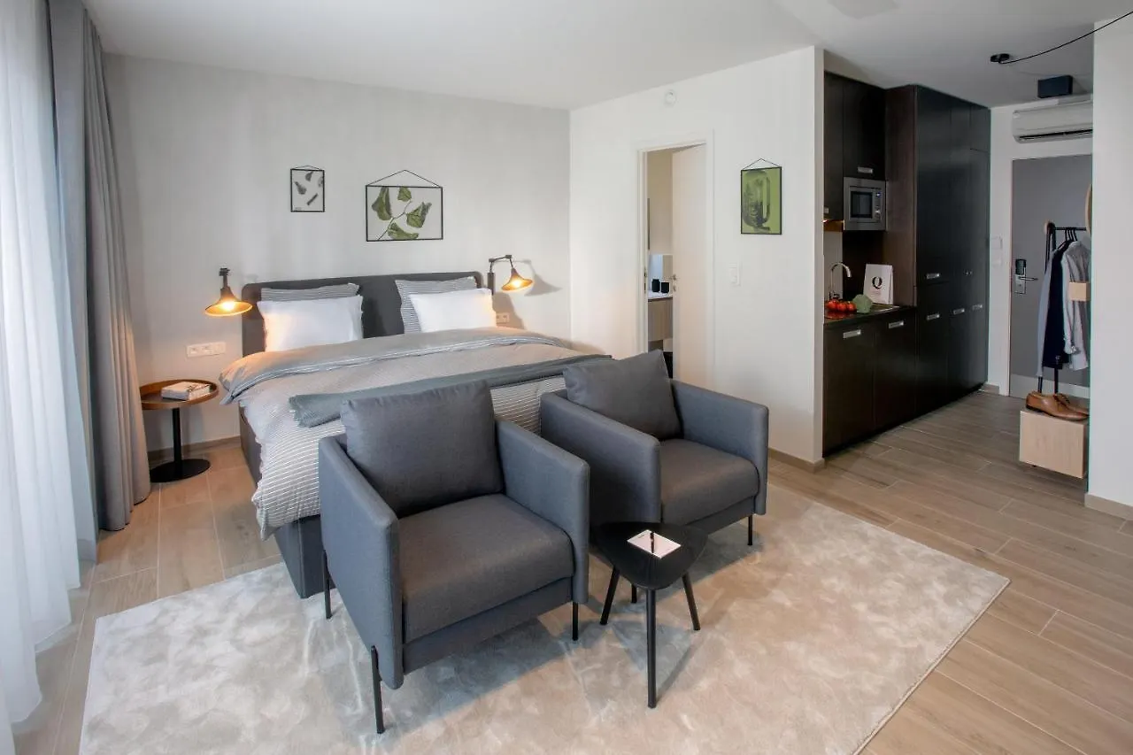 אנטוורפן Qstay Good Living Apartments מלון